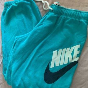Nike Capri sweats